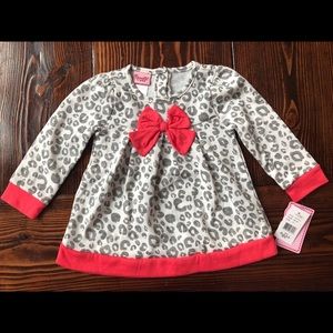Sweet animal print top - 2T.